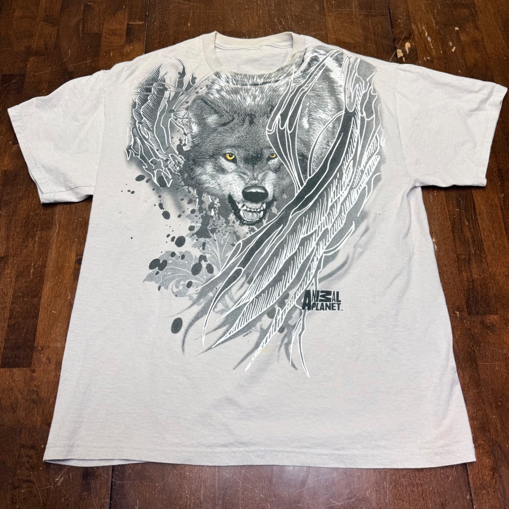Animal‎ Planet Wolf T-Shirt Mens Medium Gray Wolf Graphic 2009 Short Sleeve Tee